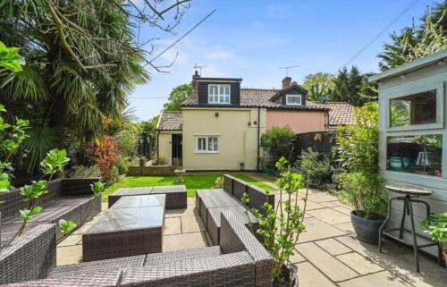 Martlesham Heath Casa | A Beautiful Country Cottage