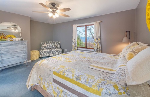 Newberry Casa | A beautiful getaway on the remote bluffs of Lake Superior