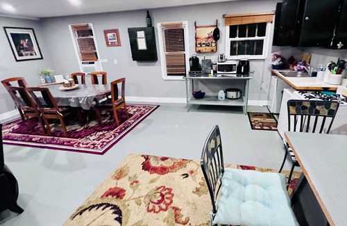 Beaver Dams Cabina | A beautiful rustic cabin with outdoor activities. Small groups, or big families.