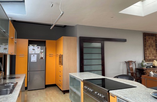 Greater Johannesburg Metropolitan Area Casa | A beautiful spacious tranquil house to rejuvenate in the heart of Northcliff.
