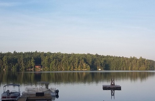 Dedham Casa | A beautiful two Bedroom house located on Green Lake in Maine.