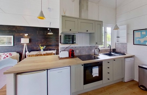 Hayle Apartamento | A beautifully presented property, located in a quiet spot within the park.