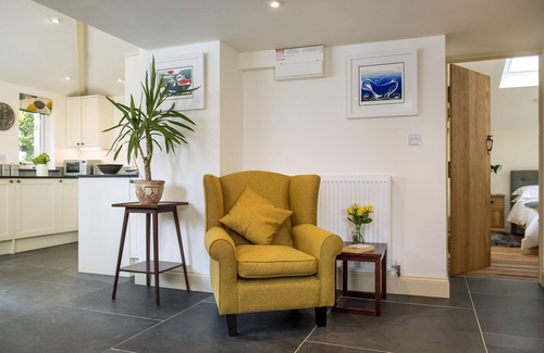 Brazzacott Cabaña | A beautifully restored Cornish cottage retreat with private hot tub