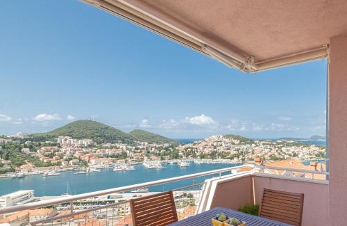 Gruz Apartamento | a BIT of paradise