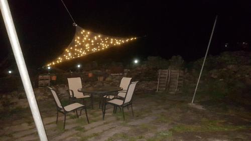 Castro Caldelas Casa | A Brava