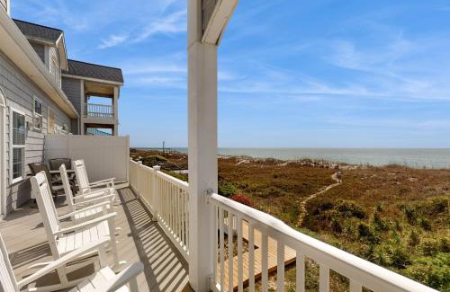 Atlantic Beach Casa | A Bushel and a Peck