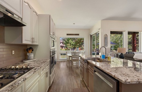 Dalton Ranch Casa | ¡4 dormitorios, 2 baños con sala de juegos!