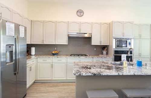 Dalton Ranch Casa | ¡4 dormitorios, 2 baños con sala de juegos!