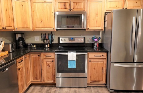 Sagle Casa | A/C LakeAccess GameRoom Xbox DogOK kayaks paddleboards Private30'Dock Sleeps 14