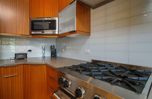 Purgatory Casa | A/C, Luxury Condo, High-Speed Internet!