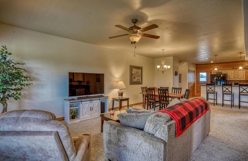 Pagosa Springs Apartamento | A C No pet fee Pet Friendly two Bedroom Condo