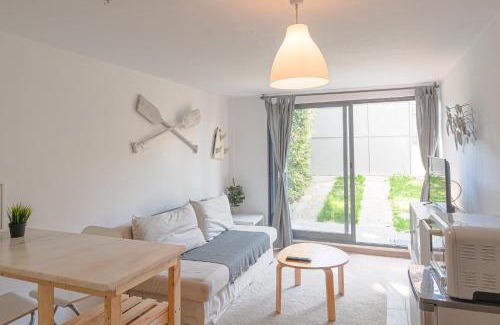 Carcavelos Apartamento | A Cabana Beach&Villa