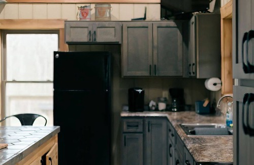 Bakerton Cabina | A Cabin in the Trees a Fly Fishing Treehouse, Burkesville, Ky