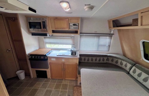 Bridgeport Casa | A Camper's Dream