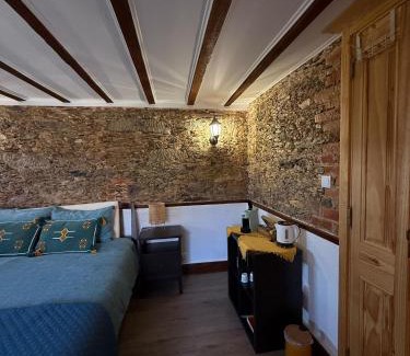 Sao Martinho da Cortica Cama Y Desayuno | A Casa Amarela Guest room