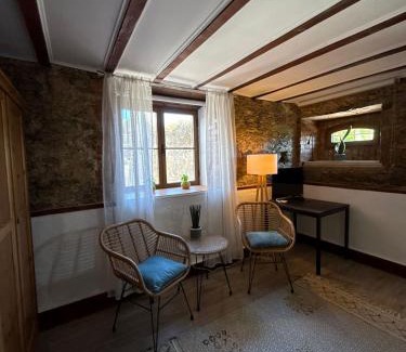 Sao Martinho da Cortica Cama Y Desayuno | A Casa Amarela Guest room