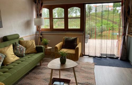 Sao Martinho da Cortica Cama Y Desayuno | A Casa Amarela Guesthouse