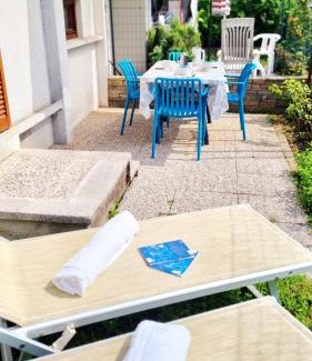 Dongo Casa | A casa di Nina & Turi con giardino e veranda