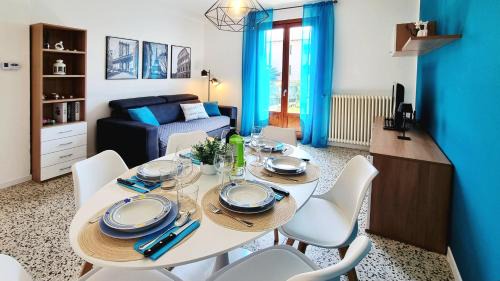 Dongo Casa | A casa di Nina & Turi con giardino e veranda