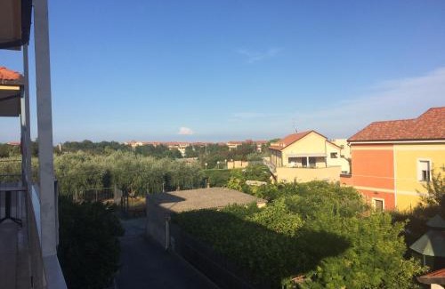 Ceriale Apartamento | A Casa di Nonna Luciana - Trilocale con Giardino