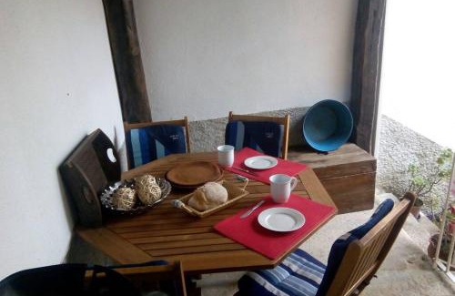 Gouveia Casa | A casinha do beco