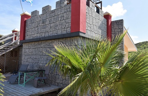 Soto Apartamento | Un apartamento castillo con un toque caribeño.