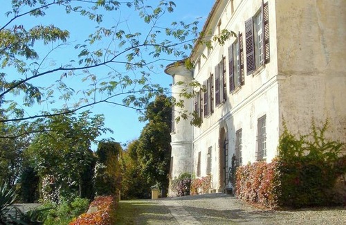 Rocca Grimalda Apartamento | Una estancia en un castillo en la región vinícola