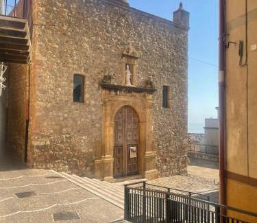 Caronia Casa | A Casuzza