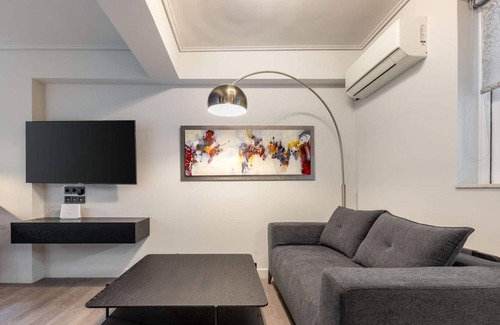 Goudi Apartamento | A Central Luxury apt. in Athens