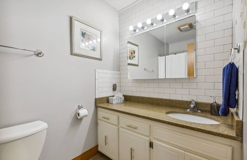 Lake Elmo Casa | A charming 3-bedroom home, in a peaceful rural location setting