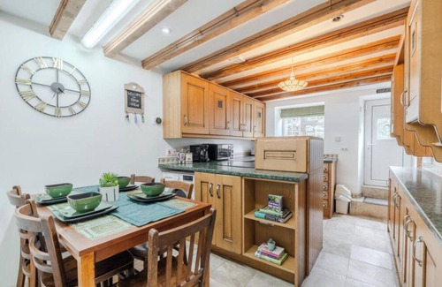 Matlock Bath Casa | A charming and beautifully presented three-bedroom old miners cottage