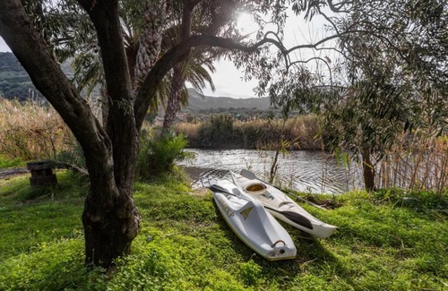 Bosa Casa | A charming country cottage + bikes and kayaks