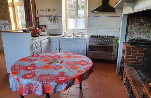 Saint Sozy Casa | Una casa con encanto en Dordoña con piscina