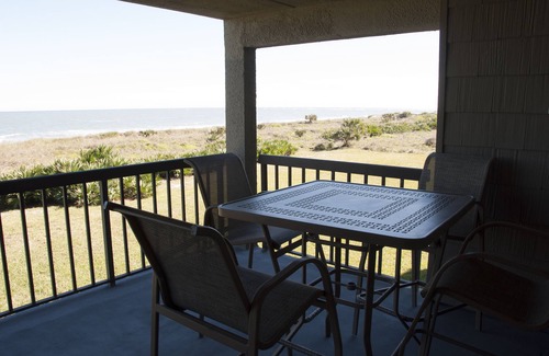 Vilano Beach Condominio | Un encantador condominio frente al mar - 1/2 milla al norte de St. Agustín