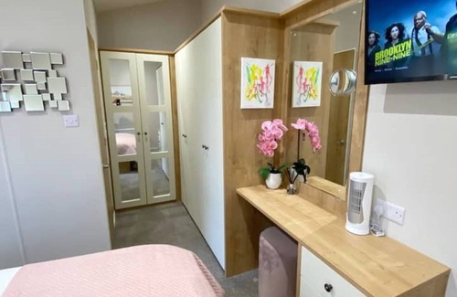 Longridge Cabina | A Charming, Romantic Lodge with Panoramic Views