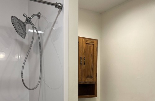 Lewiston Apartamento | A Charming Suite