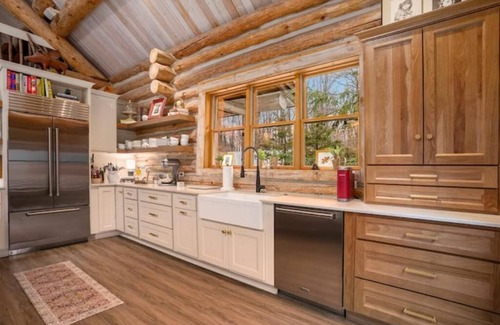 Fennville Cabina | A Chef's Cabin in the Woods
