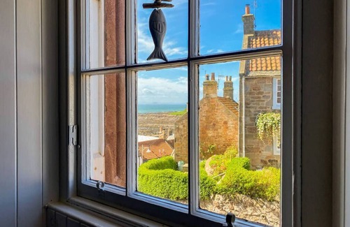 Crail Cabaña | 3 Castillo Terraza - una casa que duerme 6 invitados en 3 dormitorios