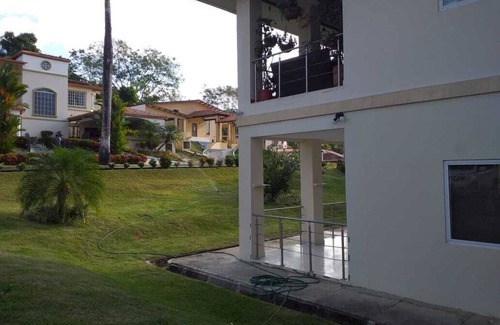 Rousseau Casa | A condo, Nearby beaches and parks