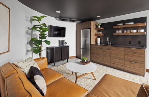 Billings Casa | A converted grain bin with a Montana feel with modern design and comforts.