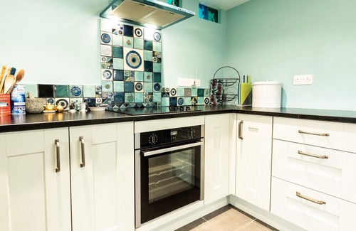 Newport Cabaña | A cosy cottage for 5 at the foothills of the Preseli Mountains