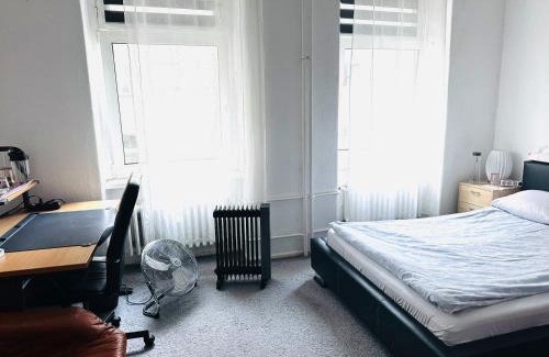 Gesundbrunnen Otro | A cosy, super quiet room in Wedding