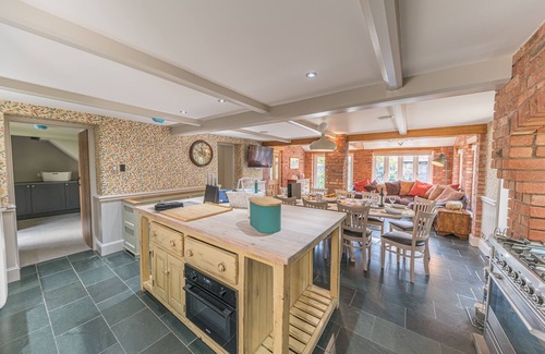 Bretherdale Cabaña | A cottage that sleeps 10 guests in 5 bedrooms