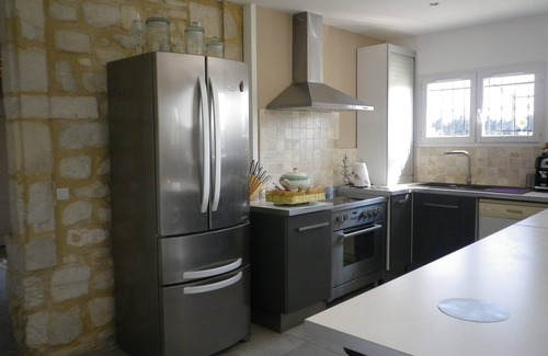 Beaucaire Villa | Una casa de campo en el corazón de la Provenza con piscina privada.