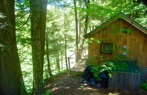 Woodstock Cabina | A Couple's Cozy Cabin Getaway