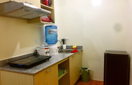 Sasa Condominio | Un acogedor condominio de 2 habitaciones Max de 6 con Wifi | Netflix | Piscina