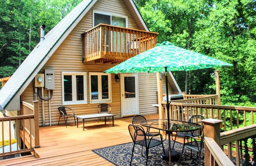 French Lick Casa | A Cozy A-Frame near Patoka Lake and French Lick