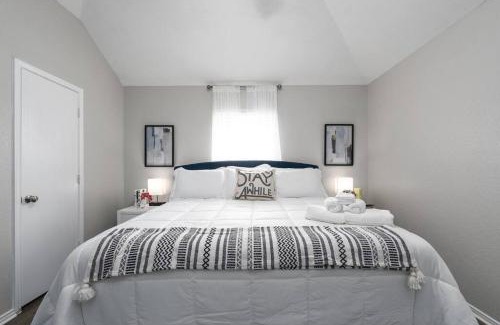 Killeen Apartamento | A Cozy and Peaceful Stay with King Bed