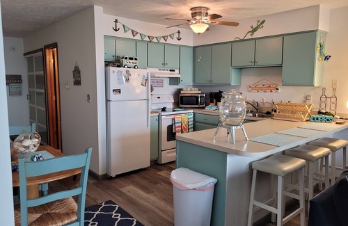 Port Clinton Condominio | A cozy gem with a million dollar view located in Port Clinton, Ohio