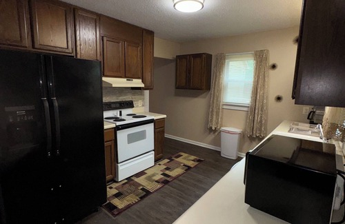 Charlotte Casa | A cozy “Guest House” bungalow in charming Charlotte.